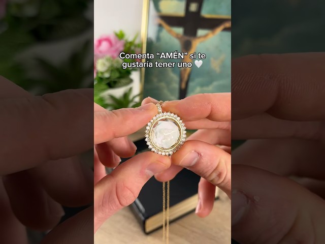 Vídeo relacionado con Regalos religiosos católicos para Semana Santa, bautismo, comunión PopSockets PopGrip Intercambiable