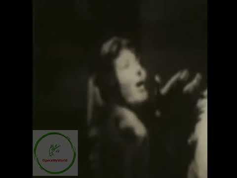 Maria Callas sings \