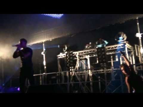 Sanctuary Outdoor 2010 (Friday) - DJ Mob & MC Enemy