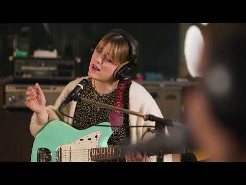 Silver Lining - I Can't Stay (Live in Studio Paradiso)