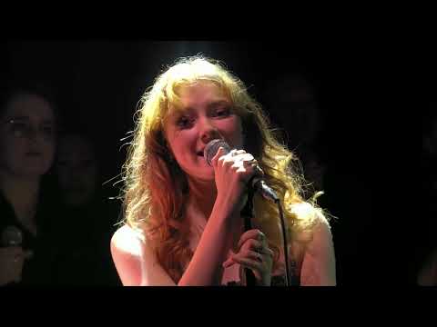 Froukje en Wende | Troostzoekers | Khalid en Sophie