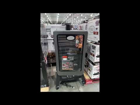 Lousiana Grills 7 series vertical smoker
