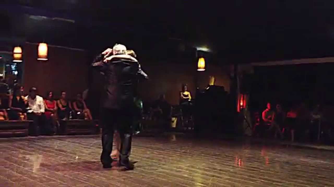 Roberta Buoni e Gerardo Quiroz ballano una milonga di Ugo Diaz el lloron
