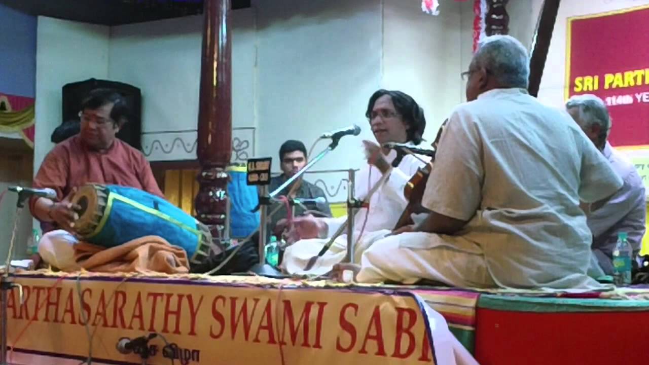 Abhayamba Jagadamba - Kalyani - Muthuswami Dikshithar