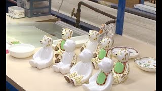 Pottery firms prepare to celebrate Royal Baby | ITV News