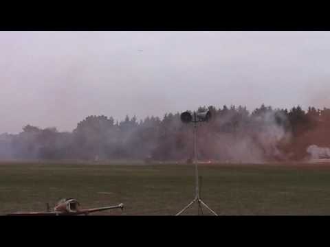 Southern Model Air Show 2009 Part 1 - The Pyros