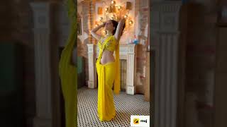 ??Urfi Javed Tip Tip Barsa Pani Acting #hot #instareels #urfijaved #urf #shorts