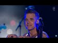 Robbie Williams Performs You're the Voice in Sydney Australia on New Year's Eve 2025