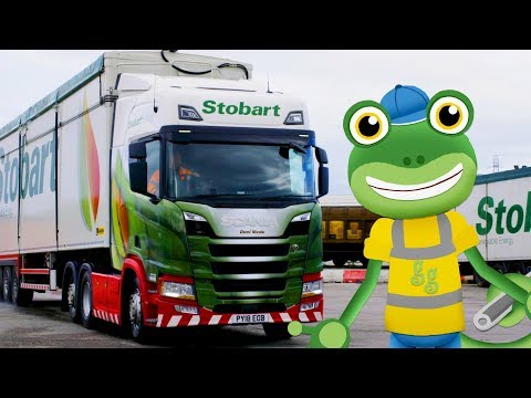 Gecko And The Big Lorry! Gecko's Real Vehicles | Trucks, Lorrys, Buses and More | Learning For Kids