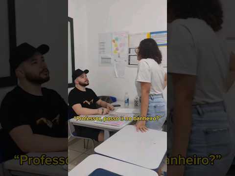 Sempre tem uma Júlia na turma 😂 #shorts #professor #escola #aluna #vidadeprofessor