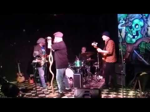 paddy.ufo.charlyT & Rob - Another brick in the wall (snippet)