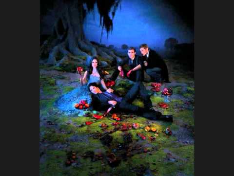 The Vampire Diaries 3x01 - Ron Pope A Drop in the Ocean