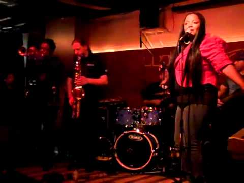 Monica Monet Singing "Can You Stand the Rain" in Seattle,WA LIVE at LUCID