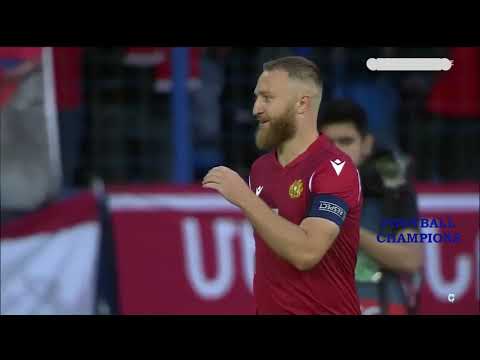 Stuart Armstrong stürzte schwer mit Schmerzen am Auge, Armenien-Schottland, UEFA Nations League 2022