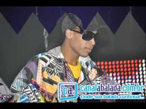 MC NEGO MAX E LIPINHO PART. MC TROIA - DESCULPA