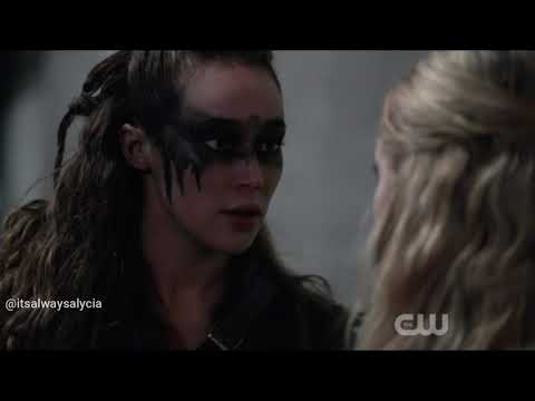 Eliza Taylor confirms the "I love you" was not on the script | CLEXA | The 100