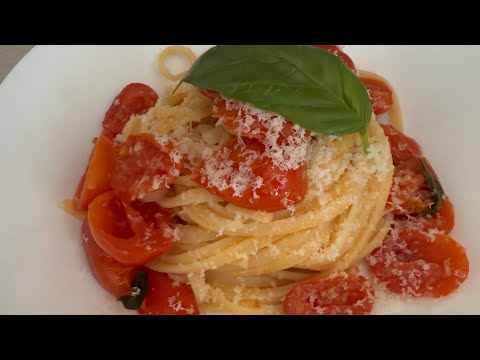 Spaghetti al pomodoro fresco e basilico