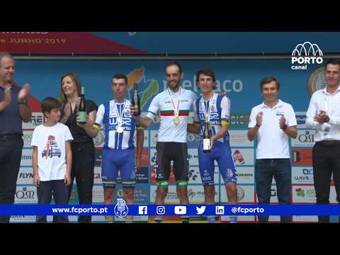 Ricardo Mestre e António Carvalho no pódio da prova de fundo de elite