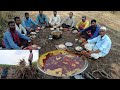 ऊस तोडणाऱ्या गड्यास्नी मळीला झणझणीत �