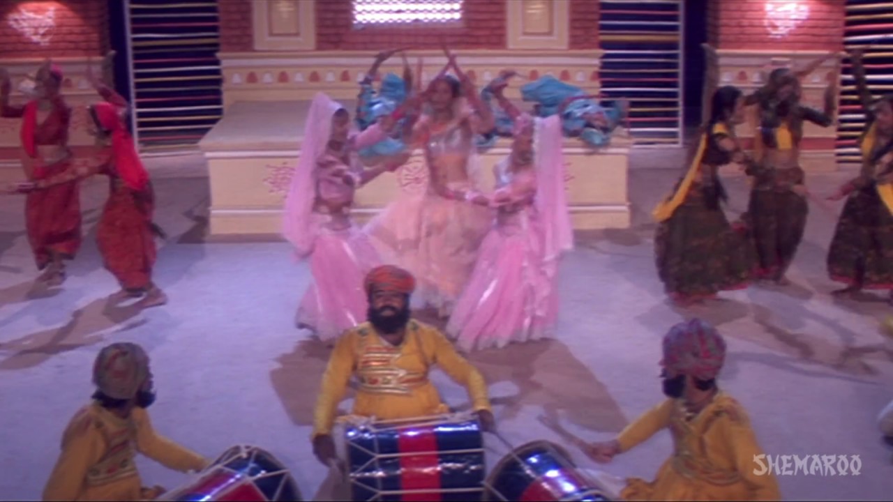 Aaj Radha Ko Shyam Yaad Aa Gaya Lyrics | Chaand Ka Tukdaa | Lata Mangeshkar | Mahesh Kishore