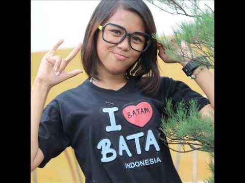 download lagu mp3 mp4 Download Lagu Kepastian Rasa Dan Hanya Ada Namamu, download lagu Download Lagu Kepastian Rasa Dan Hanya Ada Namamu gratis, unduh video klip Download Lagu Kepastian Rasa Dan Hanya Ada Namamu