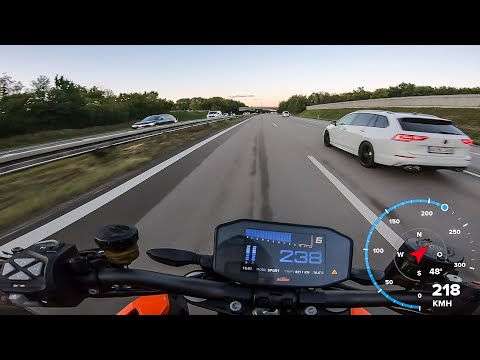 KTM 1290 Super Duke R GPS ACCELERATION