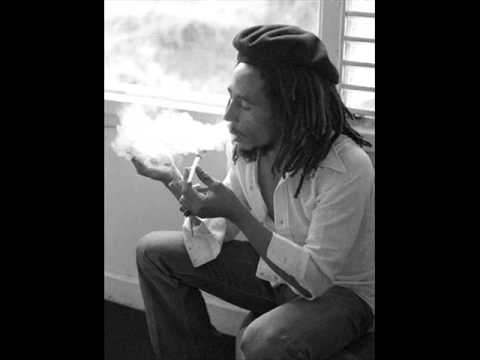 Videoclip de Burnin' & Lootin' (Live At Music Hall, Boston / 1978) — Bob Marley & The Wailers