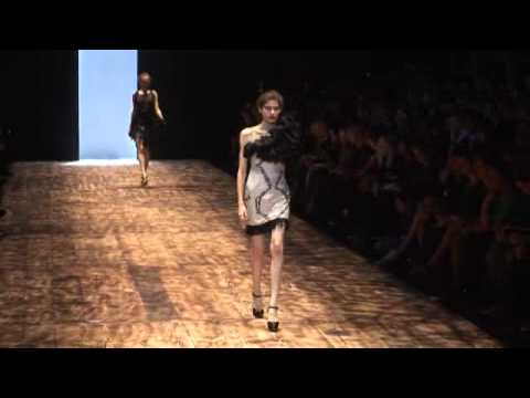 Giambattista Valli - Paris Fashion Week Spring 2010