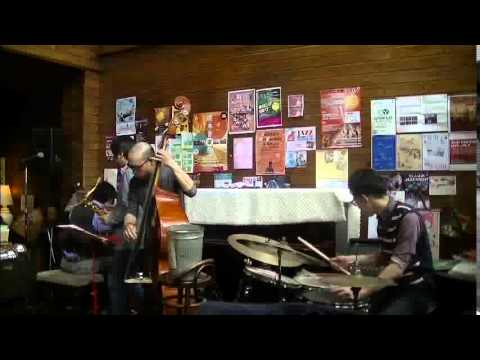 On A Slow Boat To China　（中国行きのスロウ・ボート）