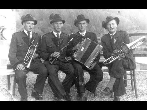 Kälberer Buam: Wann i in Stodl deckt han