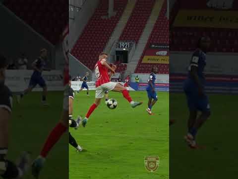 Reguläres Tor oder Handspiel? Schreibt es in die Kommentare! #kickers # #ofc #offenbach  #fussball