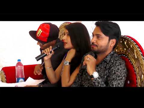 Anchor shahrag shareef hosting at star of bundelkhand got talent.