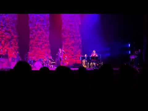 Beth Hart Women Down Parijs L’Olympia 1-3-2020