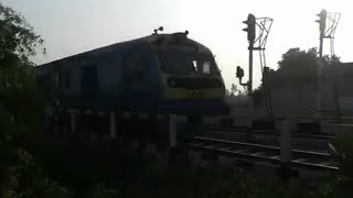preview picture of video '75113 Dmu Passenger Bhatni Varanasi city'