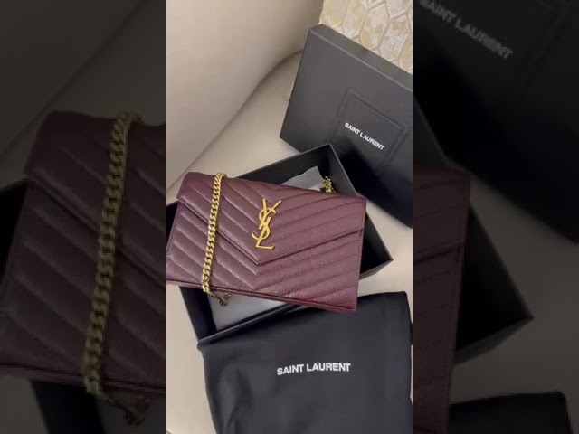 شنطة إيف سان لوران *