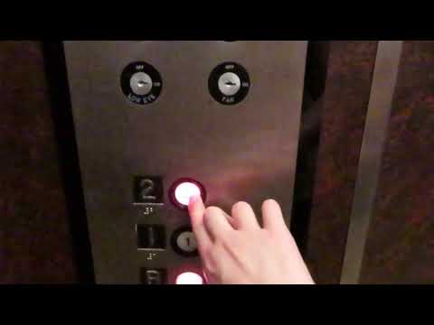 Silver State Hydraulic elevator @ The Old Sacramento Trading Post - Sacramento, CA.