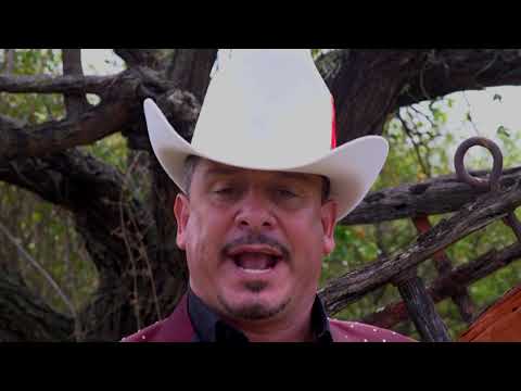 Los Invasores de Nuevo León ft Catarino Leos - Aviéntame (Video Oficial)