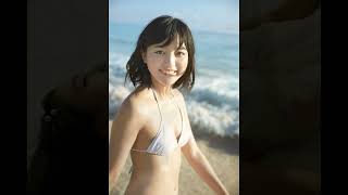 川口　春奈　　　　グラビア水着画像