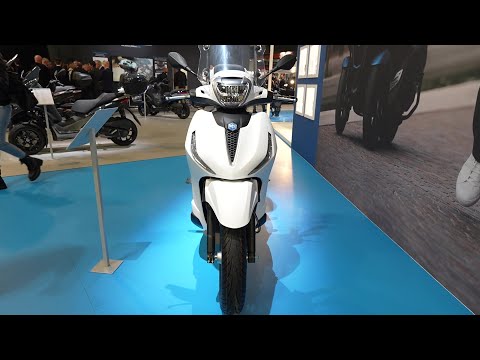 PIAGGIO Beverly 400 scooter 2026 at EICMA