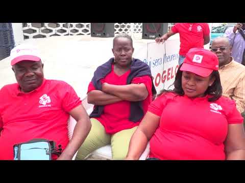 REMISE DE PRIX A UN GAGNANT DE COGELO