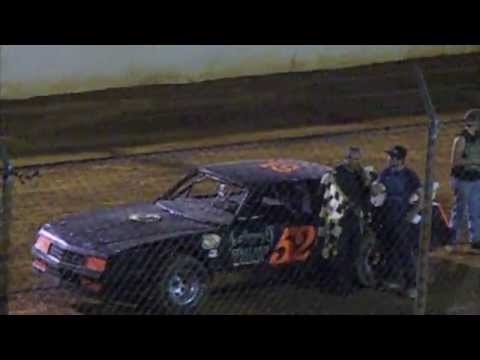 Reed takes win in 20-lap hobby modified