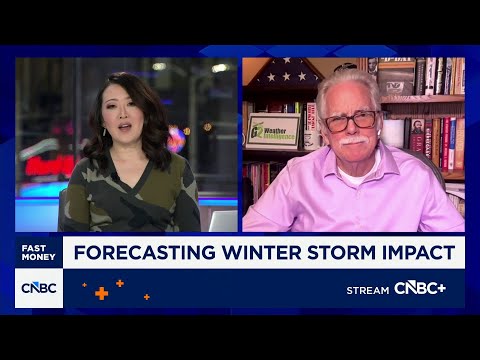 Winter storm's impact on business and markets could last 'well past the weekend': G2 Weather's Walsh