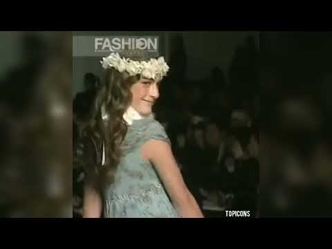 Modelos Brasileiras para Blugirl Blumarine - Inverno 2005/2006 em Milão.