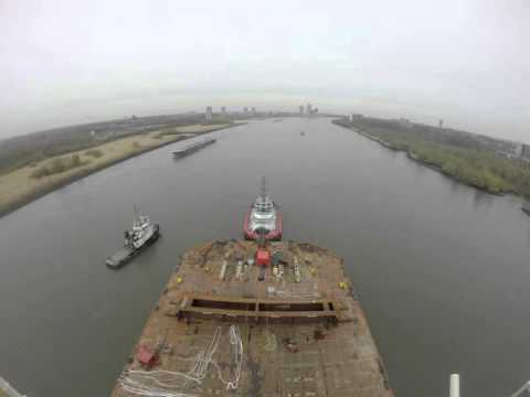 Montrose Alpha module transported on Oude Maas