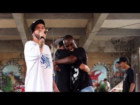Duelo de MCs - Freestyle do Campeão Din part. Dias - 15/12/13
