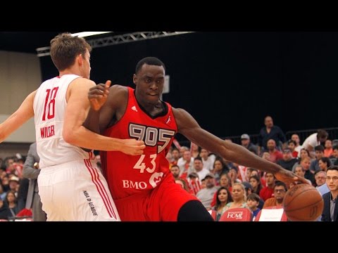 Pascal Siakam steals it, throws it down against the Vipers