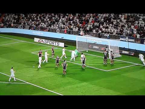 Ramos główka brama i uśmiech u Zidana