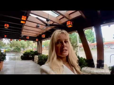 Houston’s Restaurant Pasadena menu is very diverse.