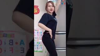 Download lagu goyang asek😀 #shorts mp3 Download lagu goyang asek😀 #shorts mp3