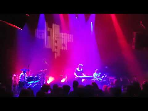 Islam Chipsy & E.E.K. - Le Guess Who 2018 - 2